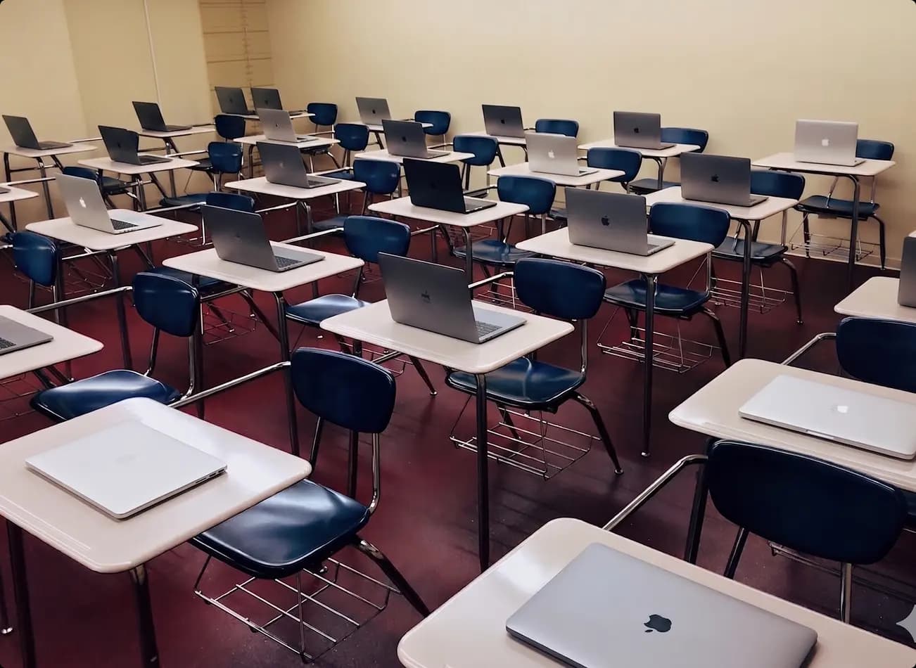 Smart Schools & Connected Education